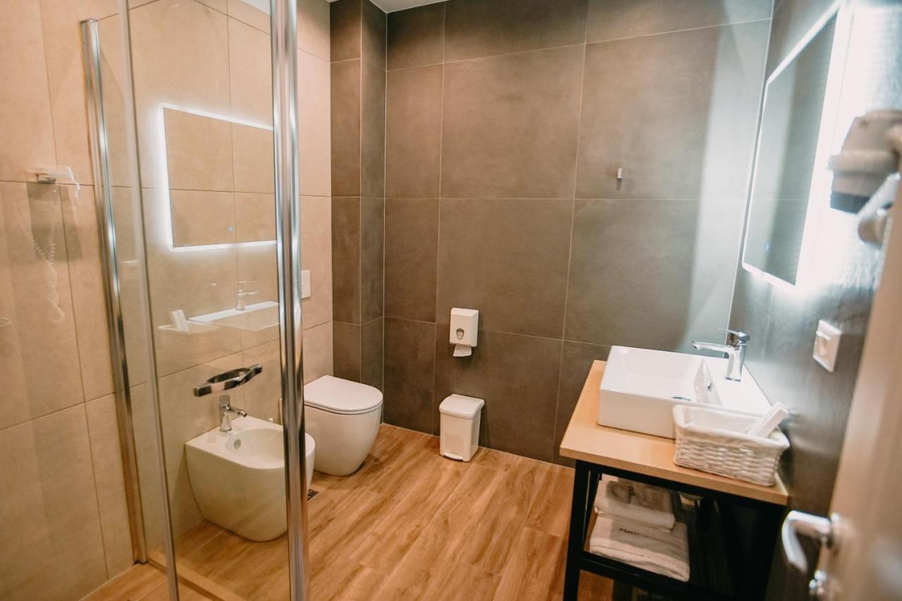 Hotel Delta Premium Durres Exterior photo