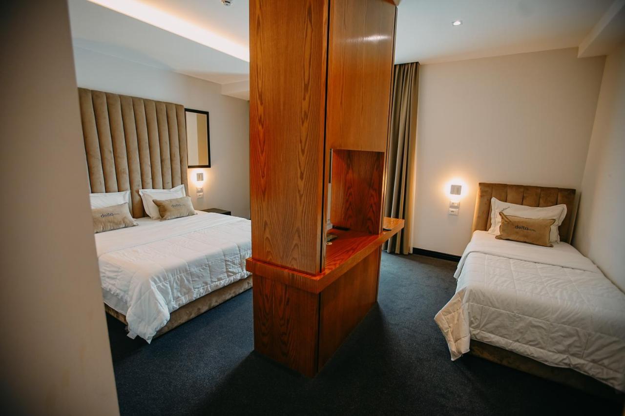 Hotel Delta Premium Durres Exterior photo
